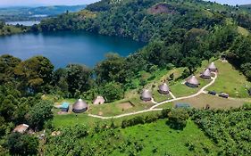 Lake Nyamirima Cottages